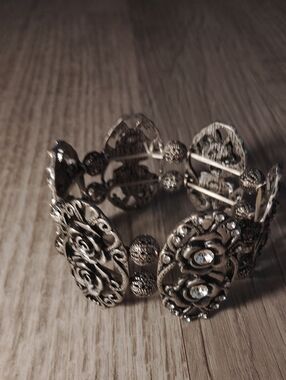 Ornate Silver-Tone Floral Crystal Stretch Bracelet - Women Jewelry